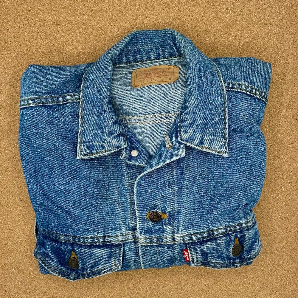 1980s Vintage Levi’s Denim Jacket with Shoot Alaska Film logo - Size Small
